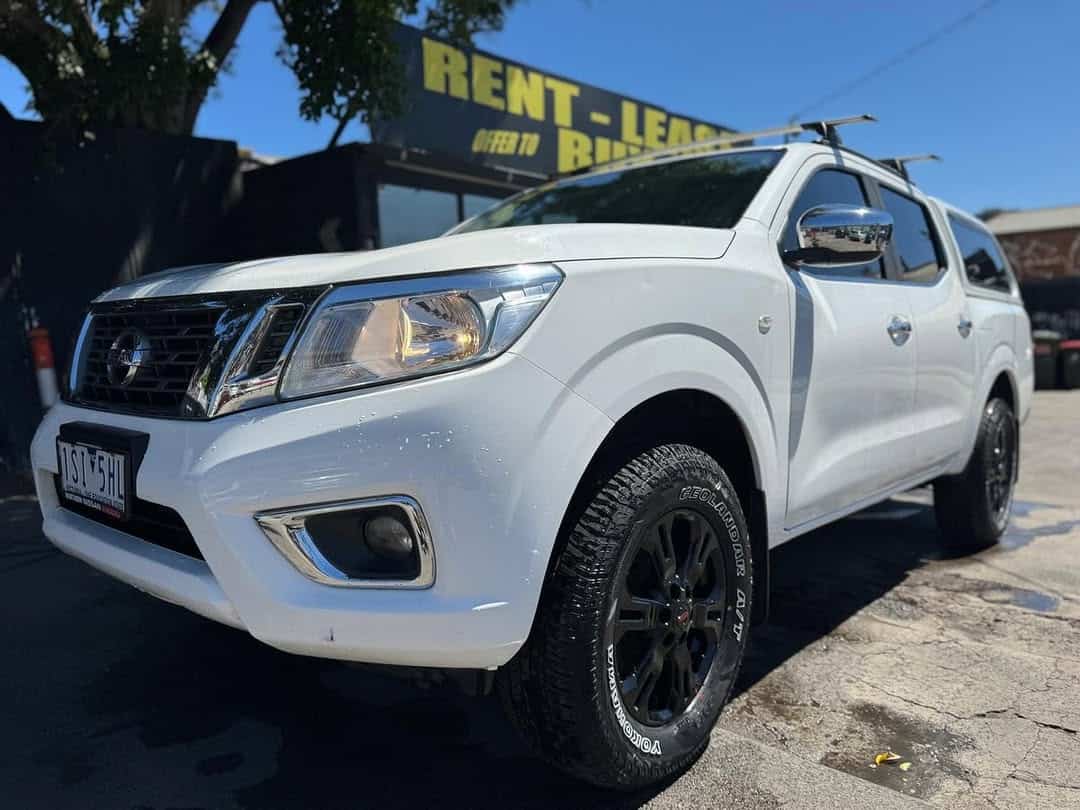 2020 Nissan Navara RX automatic turbo diesel 4x2